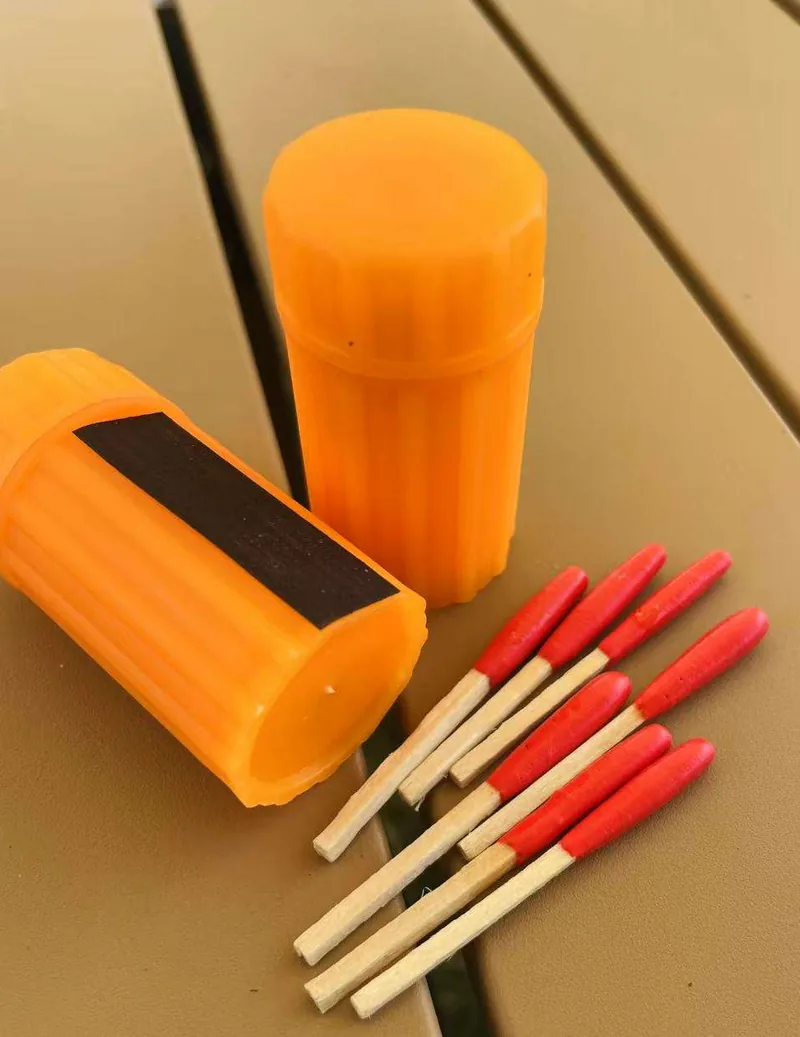 Wood Matches Waterproof Windproof — Red view 3