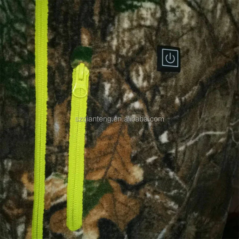 Mens Lightweight Realtree Camo Battery-Heated Fleece Vest view 6