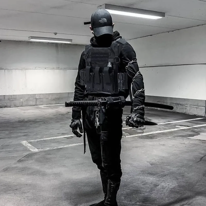 Quick Release Multifunctional MOLLE Vest — Black view 4